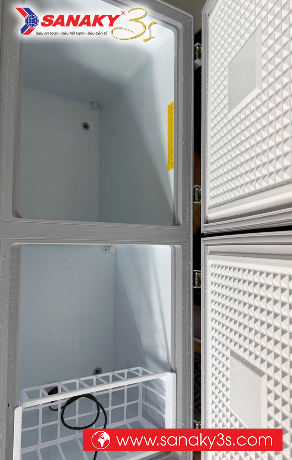 Tủ đông Sanaky VH-4099W1 dung tích 280 Lít