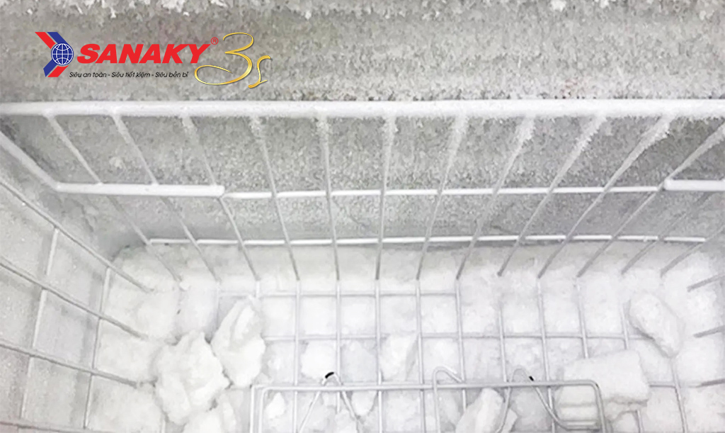 Cách xả tuyết cho tủ đông Sanaky hiệu quả