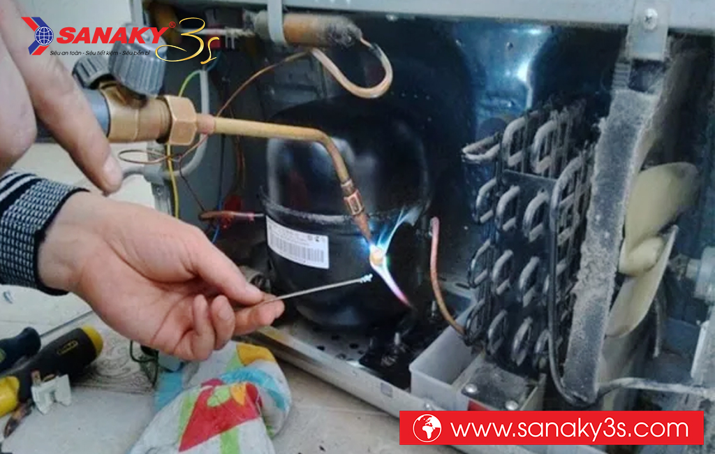 Chi phí sửa chữa tủ đông đắt đỏ